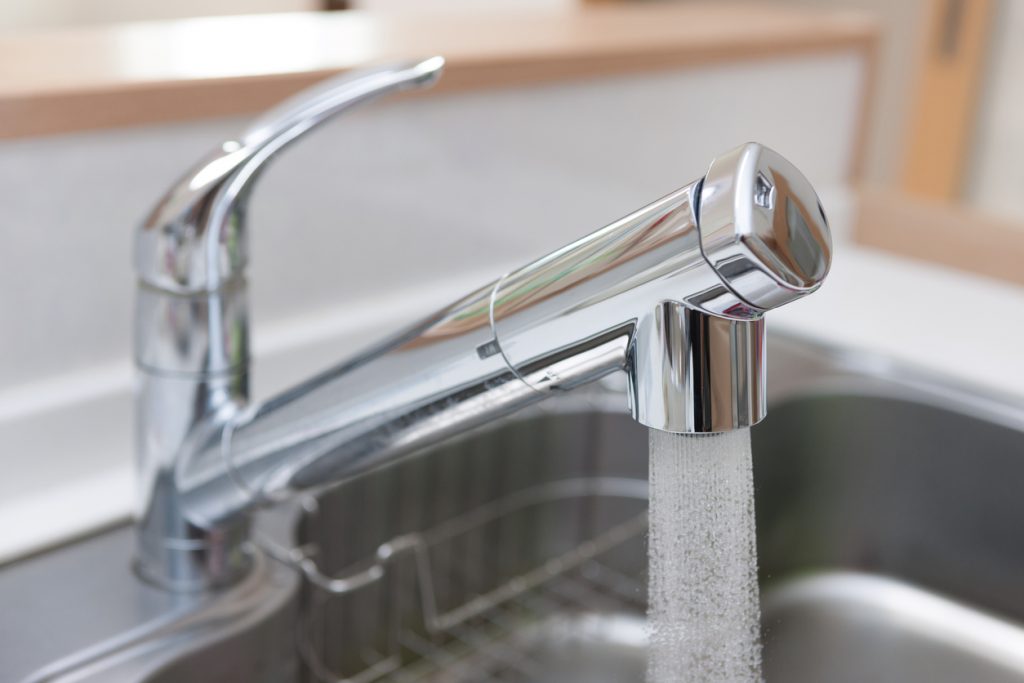 What Type of Kitchen Faucet is Best for Your Home?
